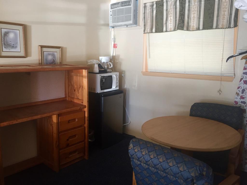 Paradise Inn Room photo