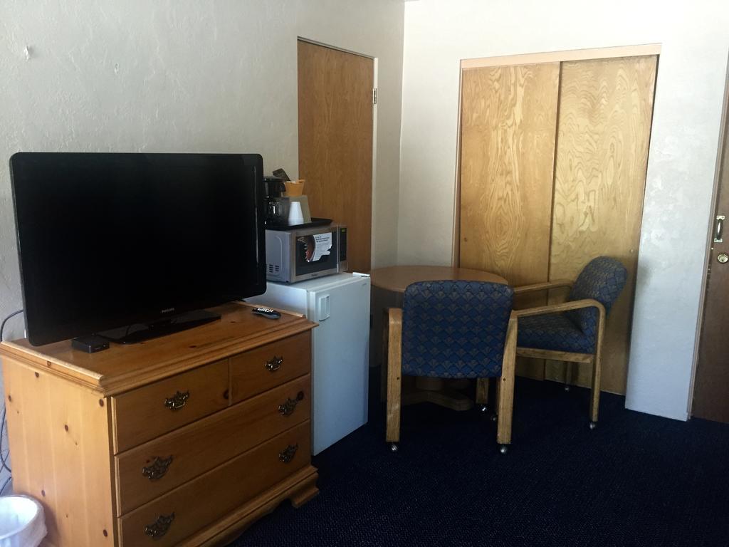 Paradise Inn Room photo