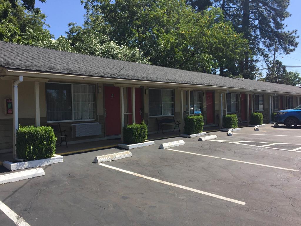 Paradise Inn Exterior photo