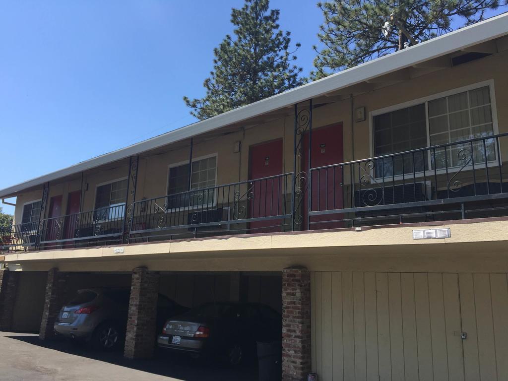 Paradise Inn Exterior photo